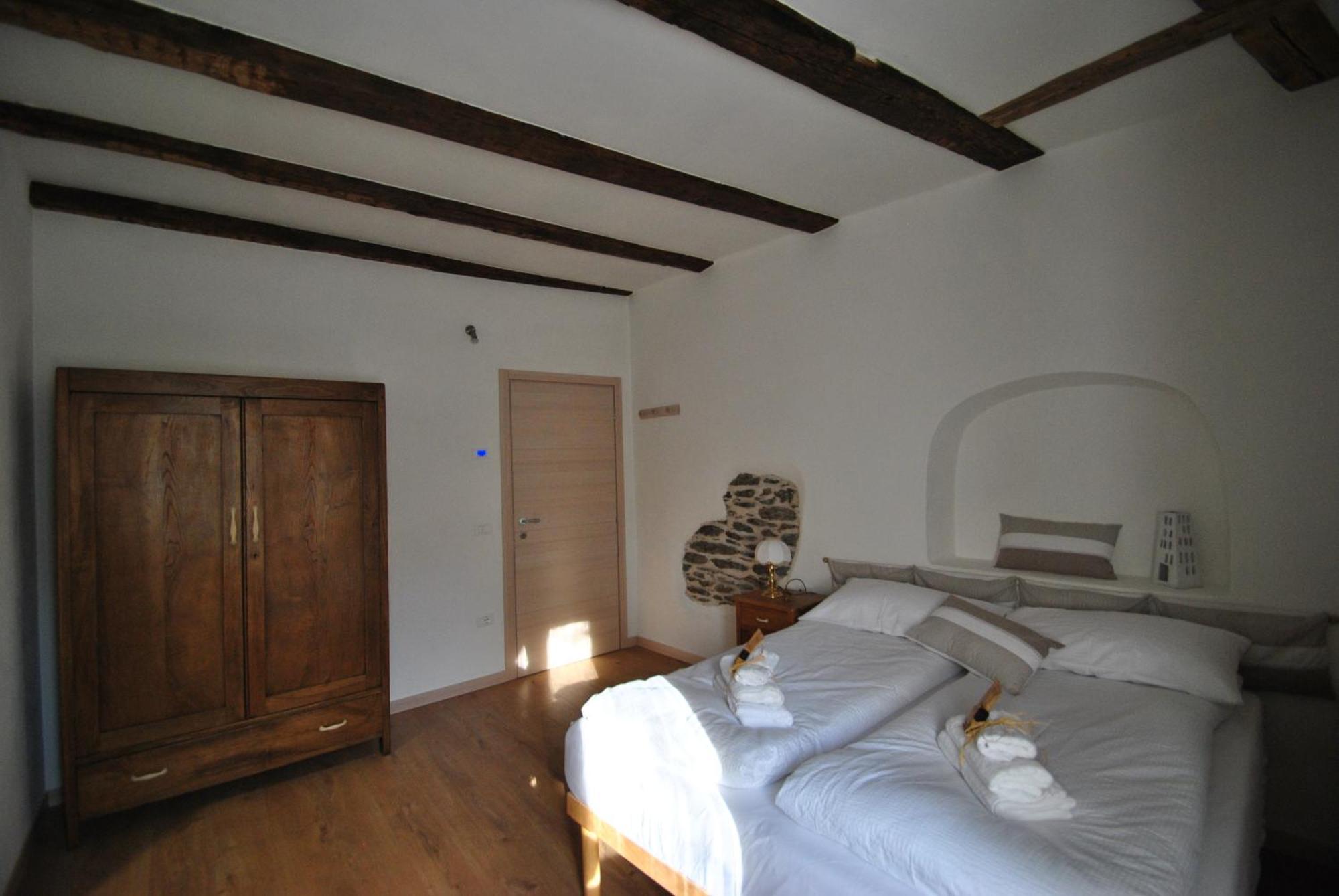 カルチェラーニカ・アル・ラーゴ Casa Pieve Bed & Breakfast エクステリア 写真
